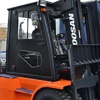 Металлическая кабина с отопителем на погрузчик Doosan 7т