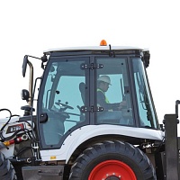Стекло дверное левое Bobcat B700/730/750/780