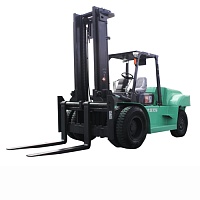 Дизельный погрузчик Dalian  CPCD80FD