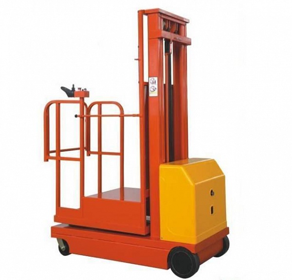 Комплектовщик самоходный GROST SKDR 3-3.3