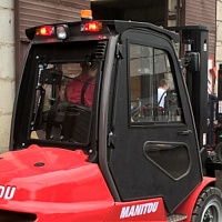 Металлическая кабина на погрузчик Manitou MI20-35D