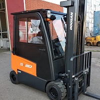 Металлическая кабина на электропогрузчик Doosan B30S-7
