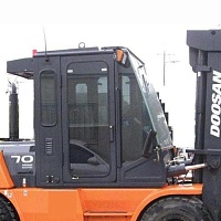 Стекло дверное верхнее Doosan D70 S-5