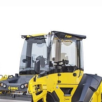Стекло лобовое правое  Bomag Bw161Ac